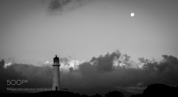 socialfoto:  full moon over the mountain