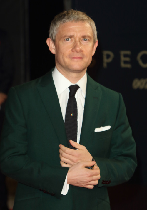 【HQ】More Pics of Martin at Spectre London Premiere. Oct 26th, 2015.