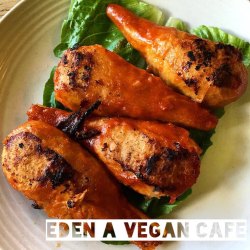 theveganzombie:  Stopped by Eden A Vegan