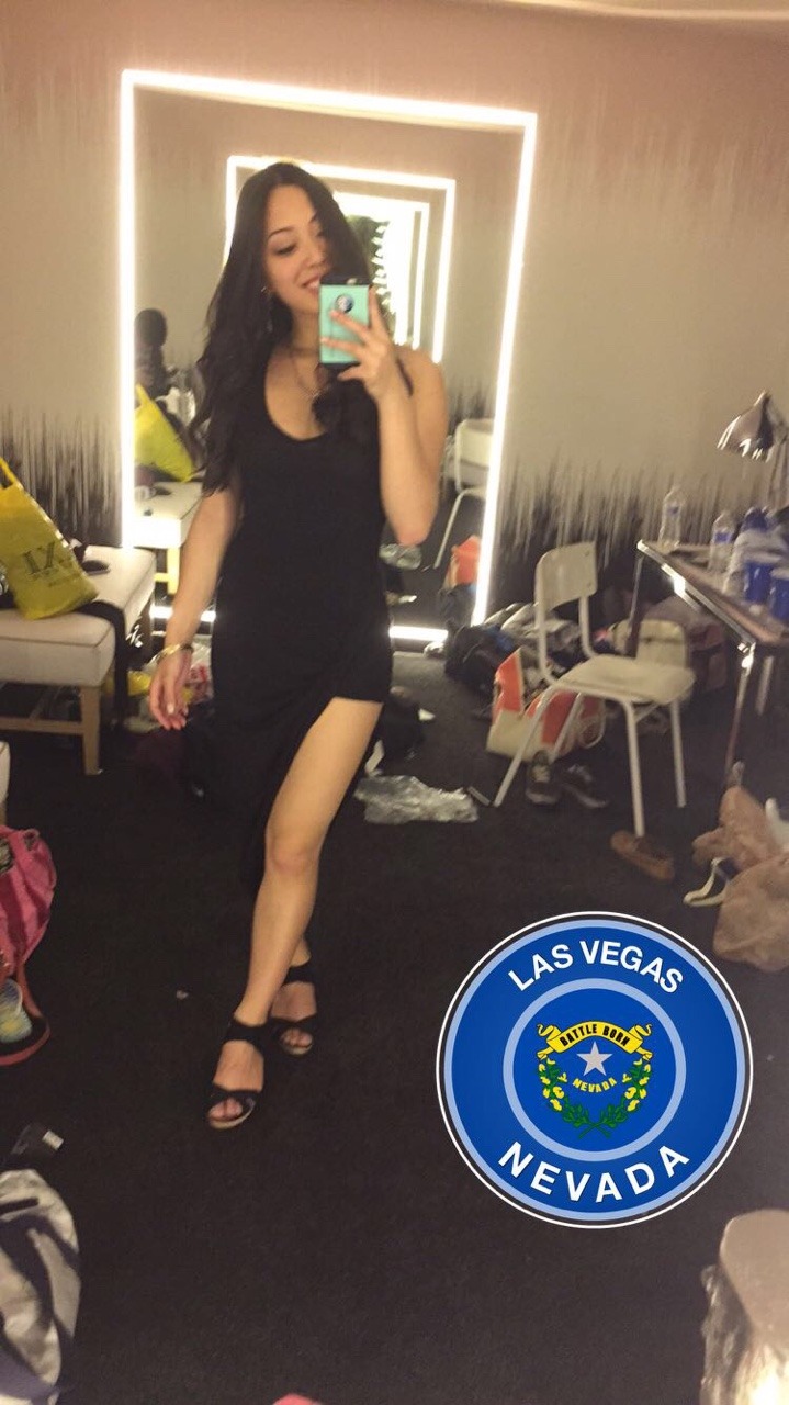 resonatingwhisperer:  when u go to Vegas and get fucked by alcohol