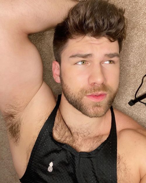 men's armpits