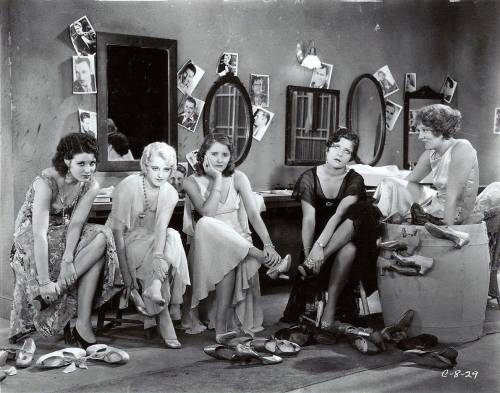 Sally Blane , Phillys Crane, Barbara Stanwyck, Martha Sleeper &amp; Blanche Friderici