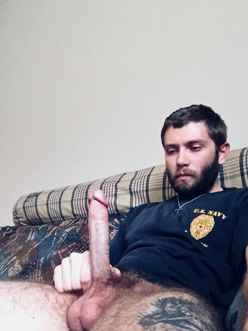 buschamschw: pupcub13: Take a seat Pleasure to dir down 