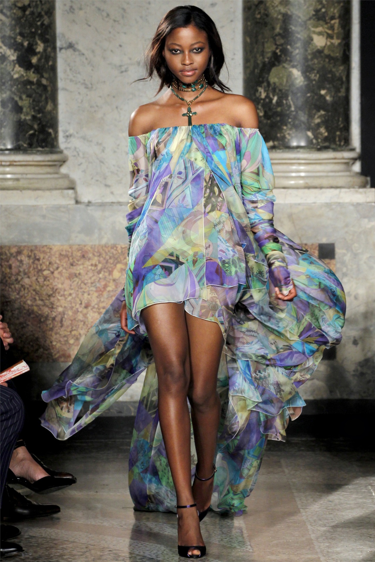 ohtherunway:  Nyasha Matonhodze for Emilio Pucci Spring 2012. 