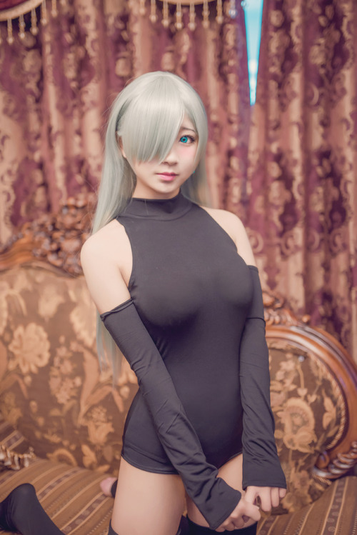 cosplay-gals:  几兔灰 as Elizabeth (Seven porn pictures