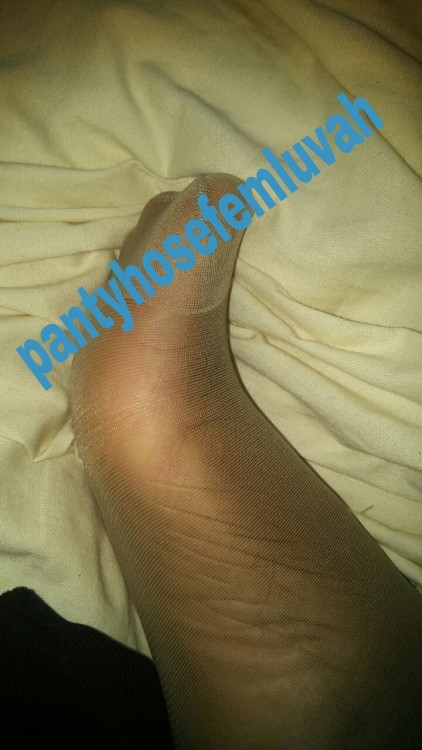 pantyhosefemluvah:U want it?Mmmmmur welcome