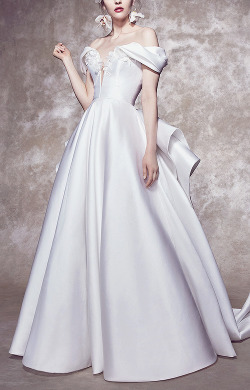 evermore-fashion:  Marchesa Spring 2020 Bridal Collection