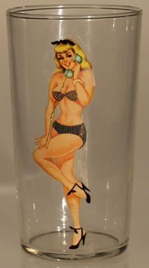 oldsoulretro:  Magic Follies Glasses 