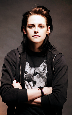 gay-for-lesbians:  Kristen, you gay?  I wish