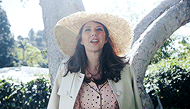 stuckinreversemode:    favorite people: marisa tomeii’m not that big a fan of