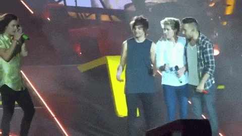 saltyjimzyjam:  the new what makes you beautiful choreography is on point   Boyfriends