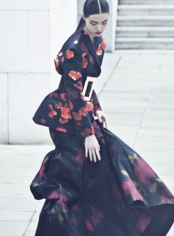  &ldquo;Jump in Floral&rdquo; Tian Yi by Yin Chao for Vogue China August 2013. 