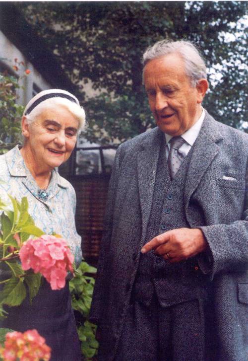 rainmountainlagomorph: Ronald and Edith Tolkien