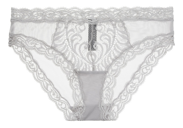dentellesetfroufrous:  Feathers by Natori  !!!!!