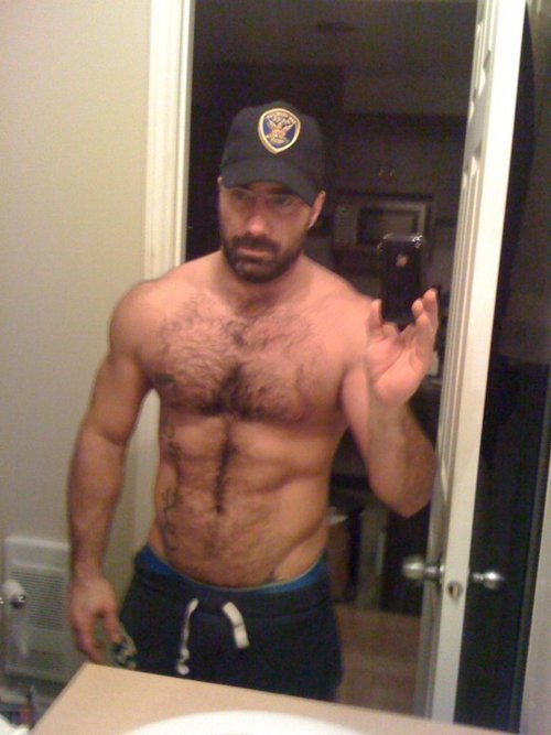 tapthatguy-x-version:  GwSP/C (Guys with Smart Phones / Camera). Me too lazy for my silly little stories. 