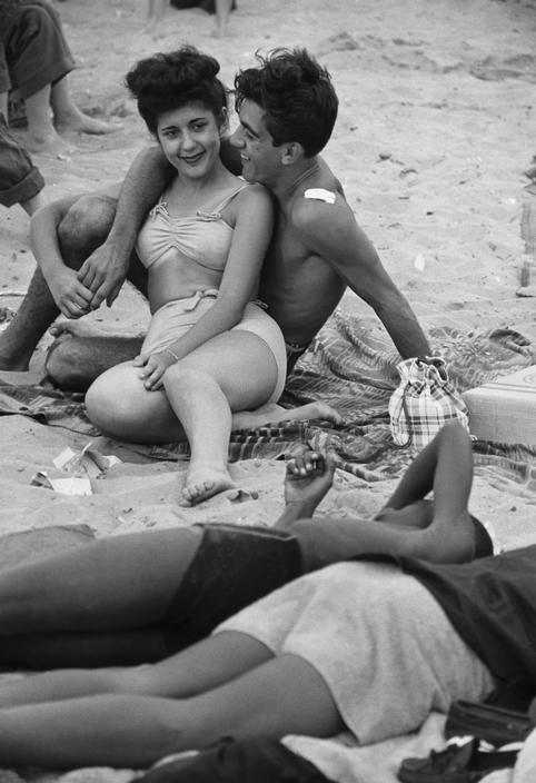 Coney Island, 1947 by Henri Cartier-Bresson