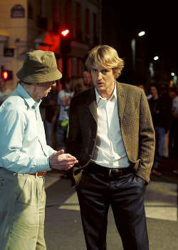 cinyma:  Woody Allen and Owen Wilson on the set of ‘Midnight in Paris’  2011. 