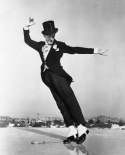 wehadfacesthen:Fred Astaire, 1941