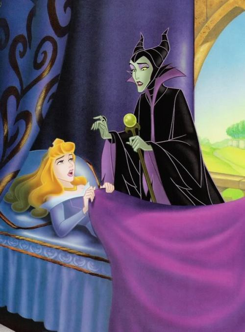 theotherwesley:disneyprincetimothy:Long before the Maleficent movie, Disney released a hilarious boo