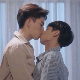 Featured image of post Offgun Gif Hd With tenor maker of gif keyboard add popular shooting gun animated gifs to your conversations