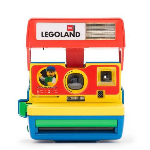 kidwave-toybox: *‘90s junior polaroid cameras*