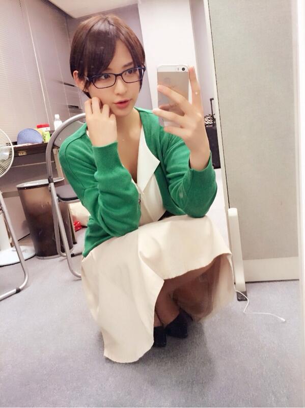 glasses-girl:  鈴木咲