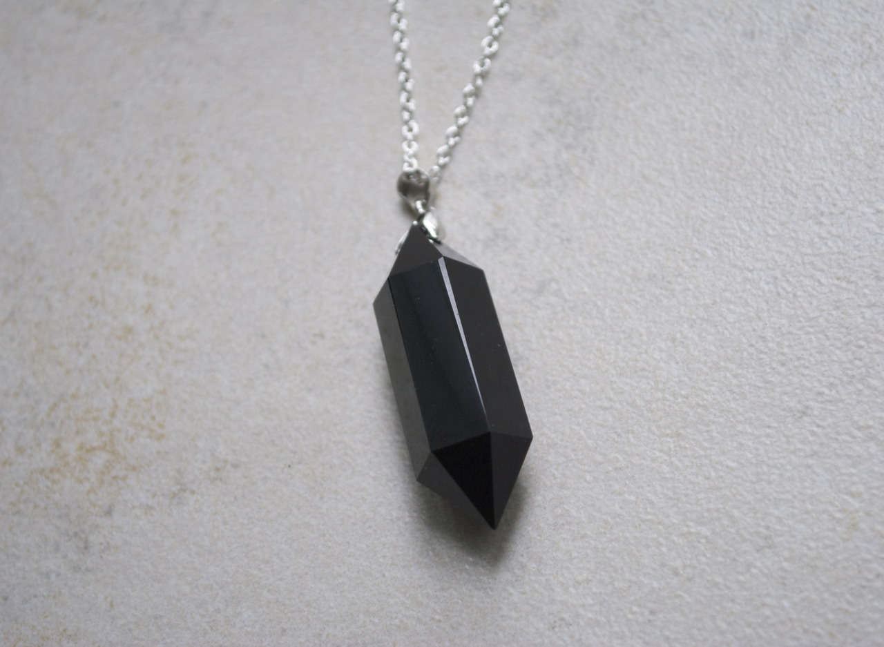 shopbenji:  New obsidian necklaces in stock! ShopBenji.etsy.com 