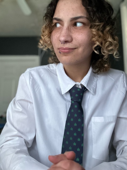 (lazy) Elias Bouchard Cosplay Test