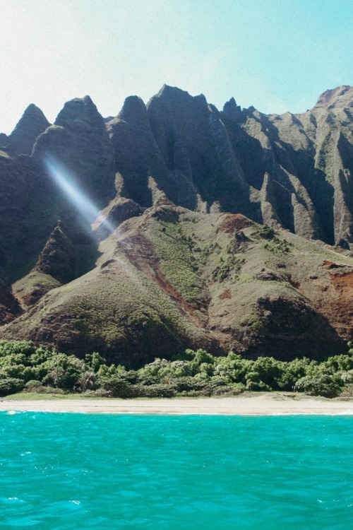 summersenstations:Won’t ever get over this place… Na'Pali coast kauai, hawaii