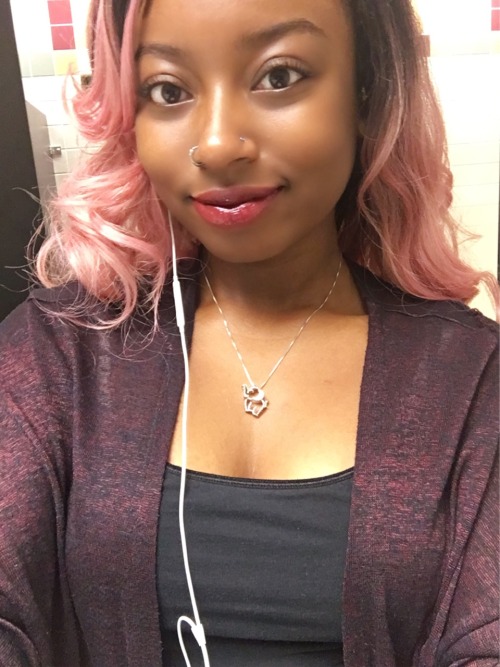 pumpkinmcqueen:  slickyungin: melanated-munchkin:  “Black people can’t pull off pink” TRY AGAIN SON😈💞  Slickyungin  Pink all day