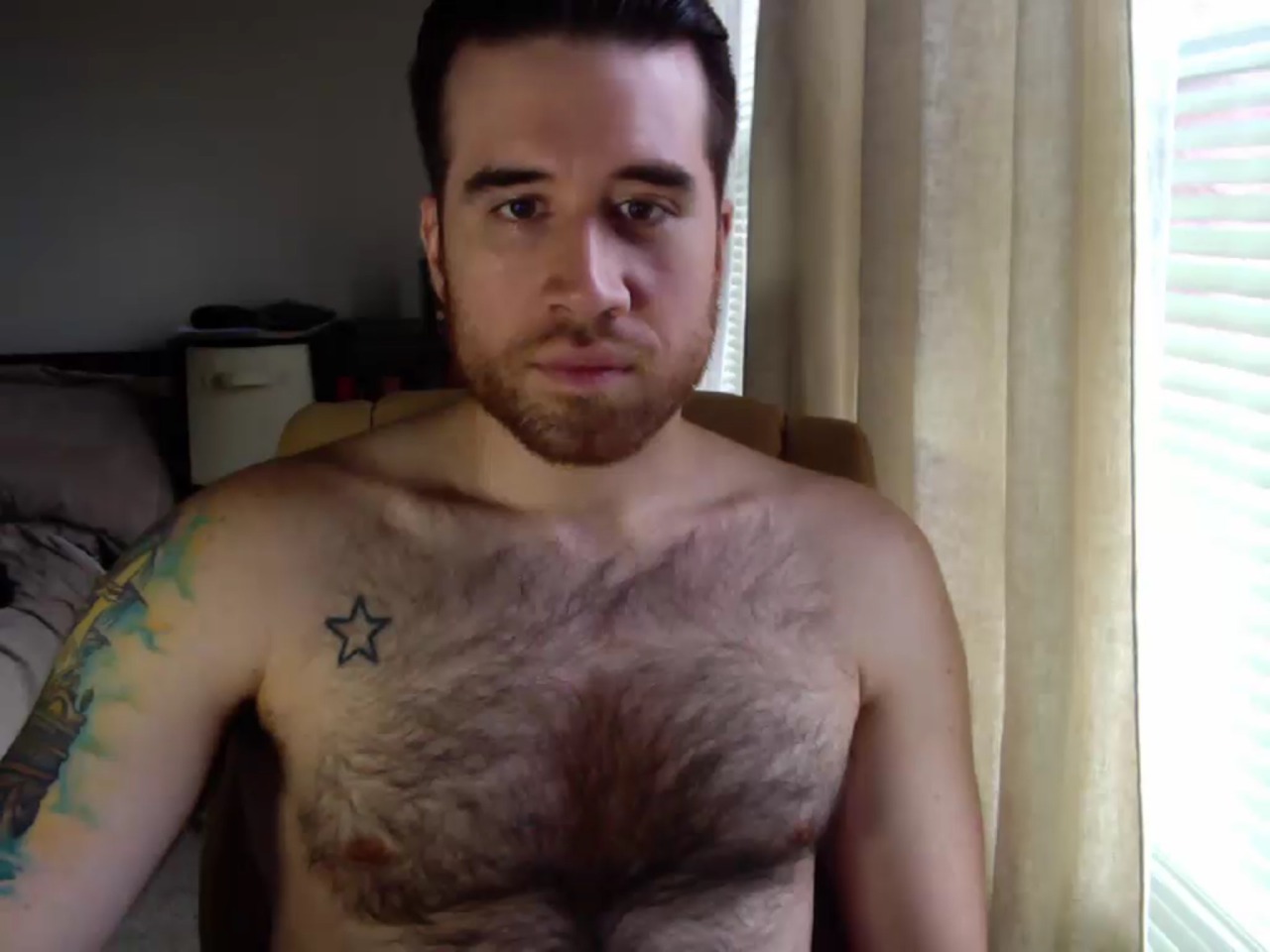 hot4hairy:  Submission from Hot4Hairy follower “E”..Chaterbate straight boy.