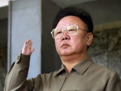 I’ve just finished transferring my old blog posts over to here, so to celebrate, here is a picture of Kim Jong Ill with a tiny hand.