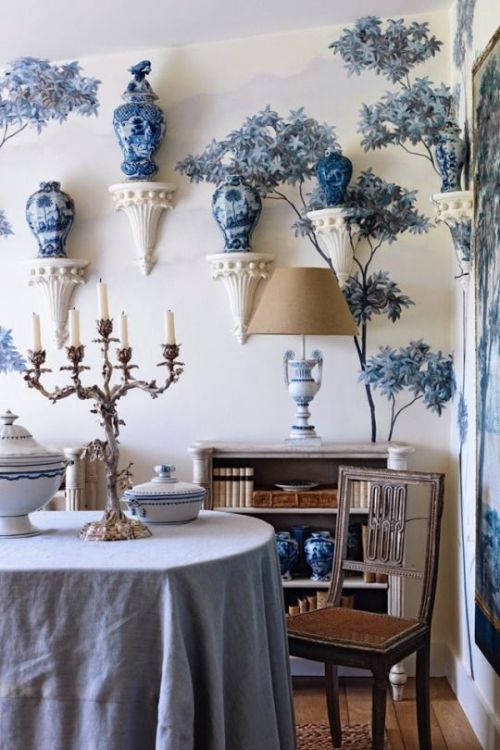 The blue-and-white scheme of this dining room belonging to interior designers Philip Vergeylen and P