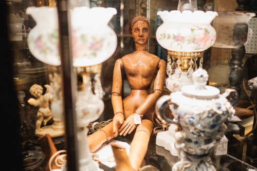 The Art of Antique Store Displays.Part 1/3Saugatuck Antique Pavillion