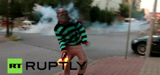 kropotkindersurprise:24 august 2015 - YDG-H clashed with Turkish police in the Gazi