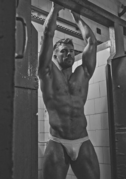 thebeautyofmalebodies:  kevin mcdaid