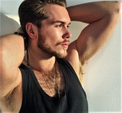 Hairy Armpits Dudes Addict