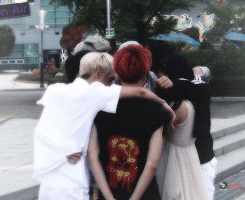 seokshine:  some very lucky angels ♡ 