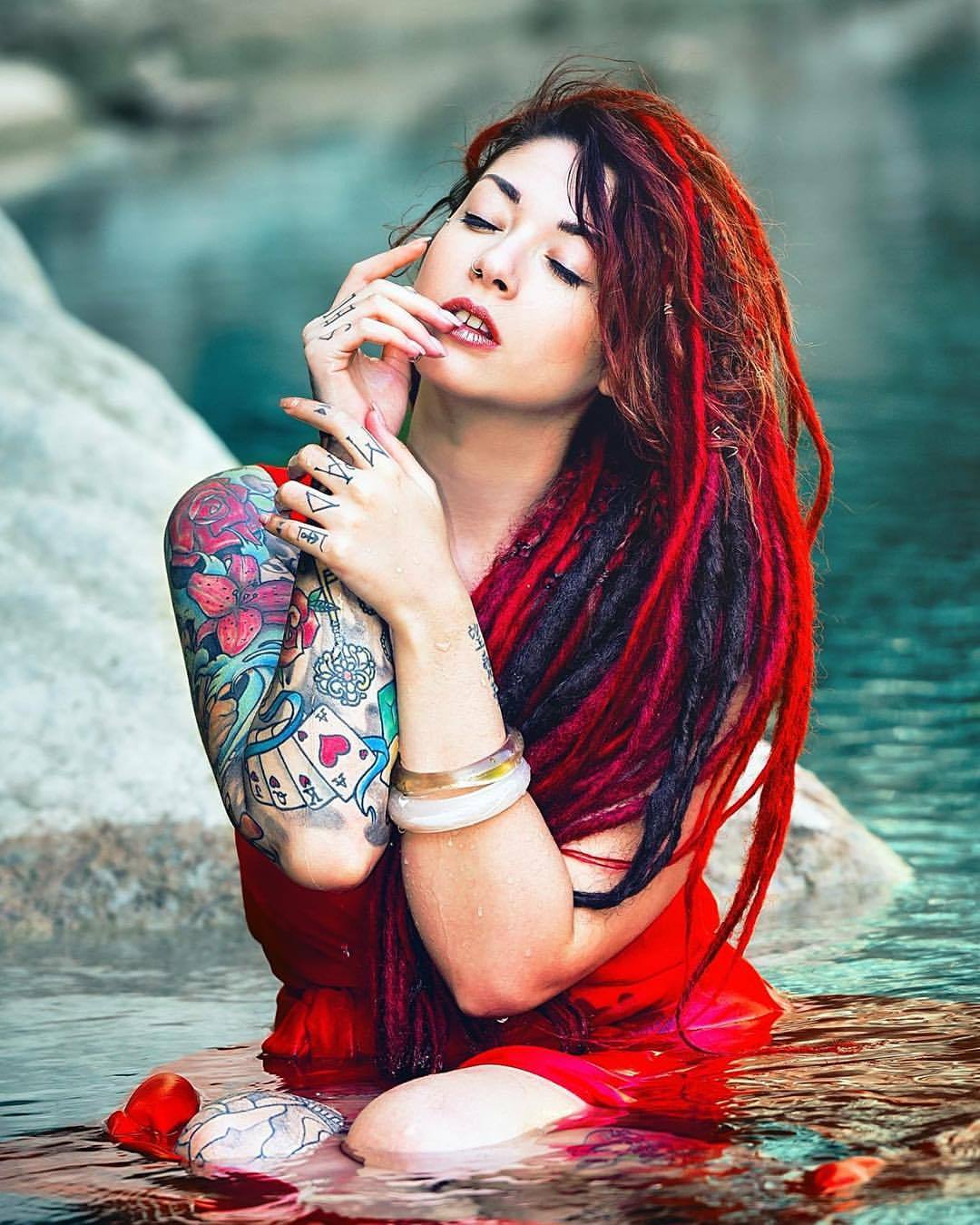 hellothierrybretonfan:  mr-peligro:Alerose bunny t b