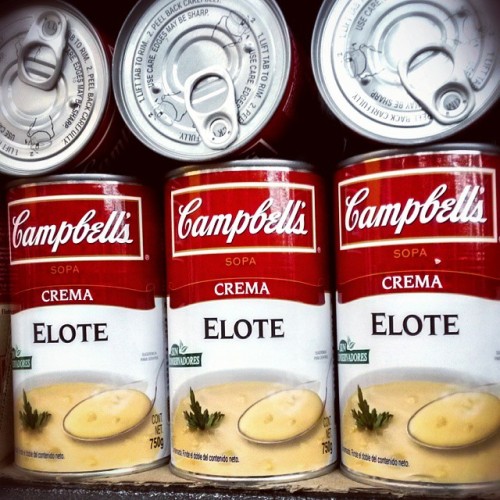 Nada más mainstream, PopArt y comercial que esto. Warhol in the Mall. #SuperMarket #BoringWhitFamily #AndyWarhol #Campbells #Art #Pop #Design #FuckOff (en Plaza Centella Cuautitlan)