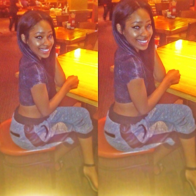 fromthegoldroom:  Bad chick, he know I’m bout it💸👑 