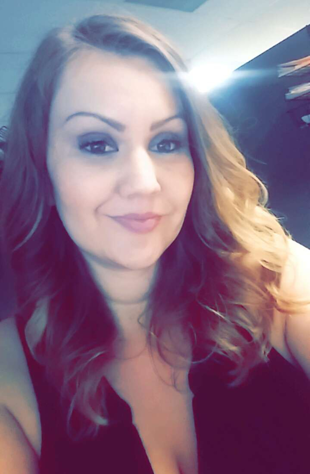 213gee818:  thelatinabaes:  Az hotwife latina  🌹🤗😄👌🏼  Yup