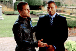 babyara:  + Oliver Queen & John Diggle