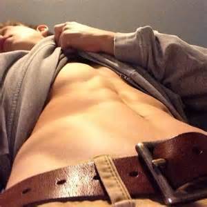 bihoptown:  http://bihoptown.tumblr.com/archive  Fit