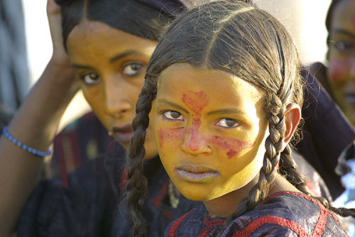 maghrabiyya:let’s just appreciate traditional tuareg hairstyles for a secondmy grandma occassionally