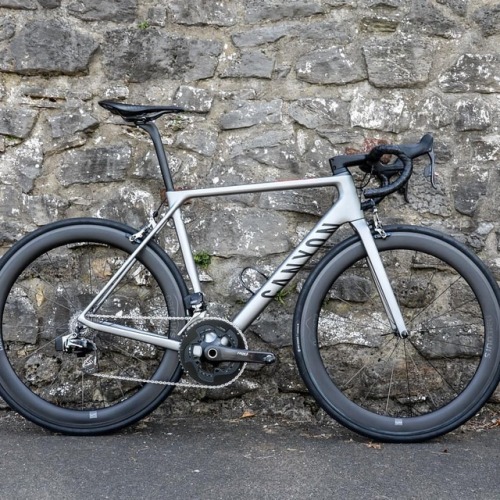 veloinsidermagazine: Check out our review of the ‘Passista’ Carbon wheels by @rideparcours … A carbo