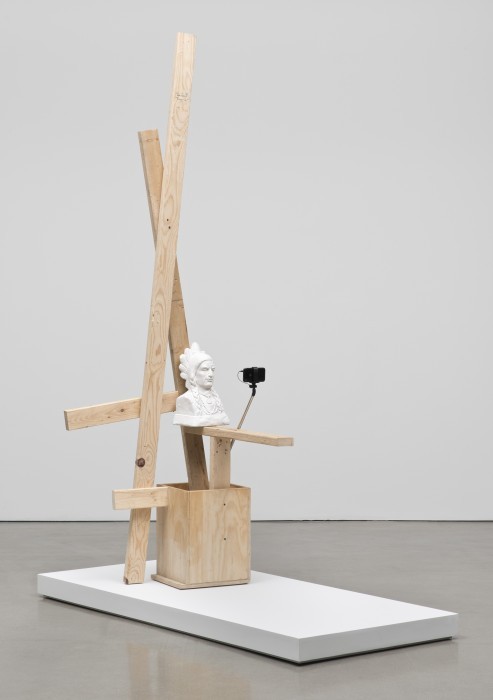 unusualwhite:  Rachel Harrison at Regen Projects (Contemporary Art Daily)