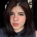 Si Tumblr fuese una ciudad, sería ese tipo de ciudad donde hay muchas bibliotecas,donde hubieron ladrones de libros que se acabaron porque leyeron que estaba mal, sería una ciudad donde tús vecinos serían poetas, suicidas, prostitutas, personas totalmente