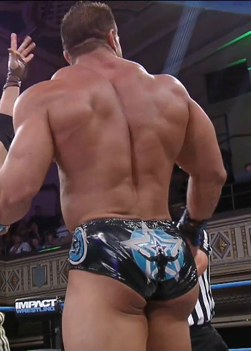 Brian Cage has an ASS on him! =D (X)