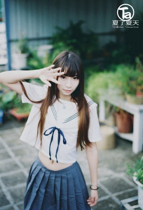 japaneseuniform:  ↪ CLICK HERE TO SEE JAPANESE SCHOOL UNIFORMS ↩